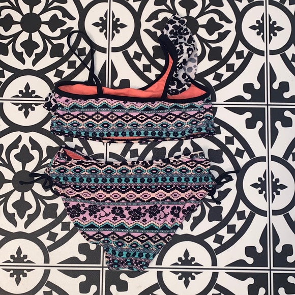 Girls Swimsuit Set - Picture 2 of 2